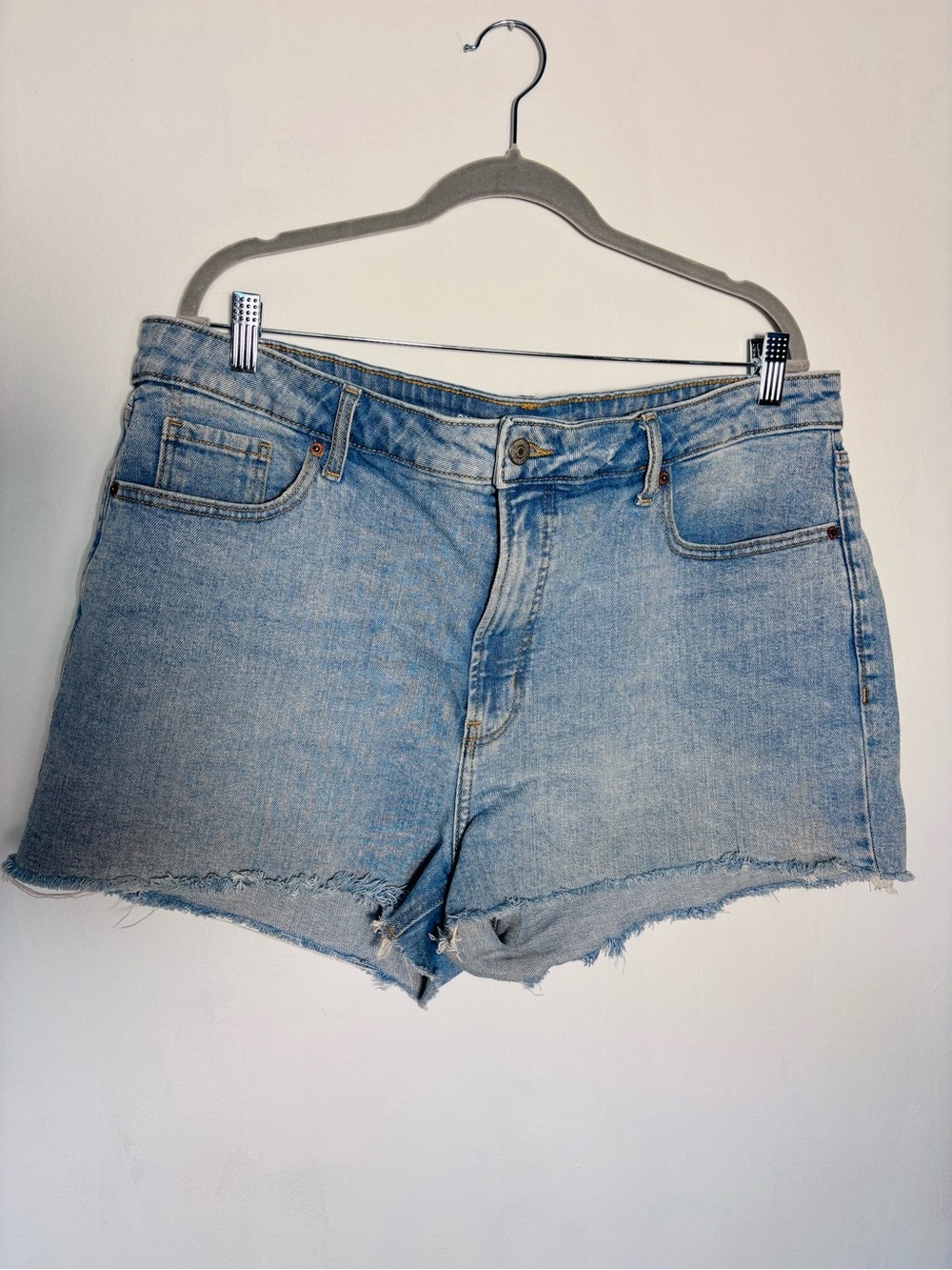 Old Navy Light Blue Denim Cutoff Shorts, size 18